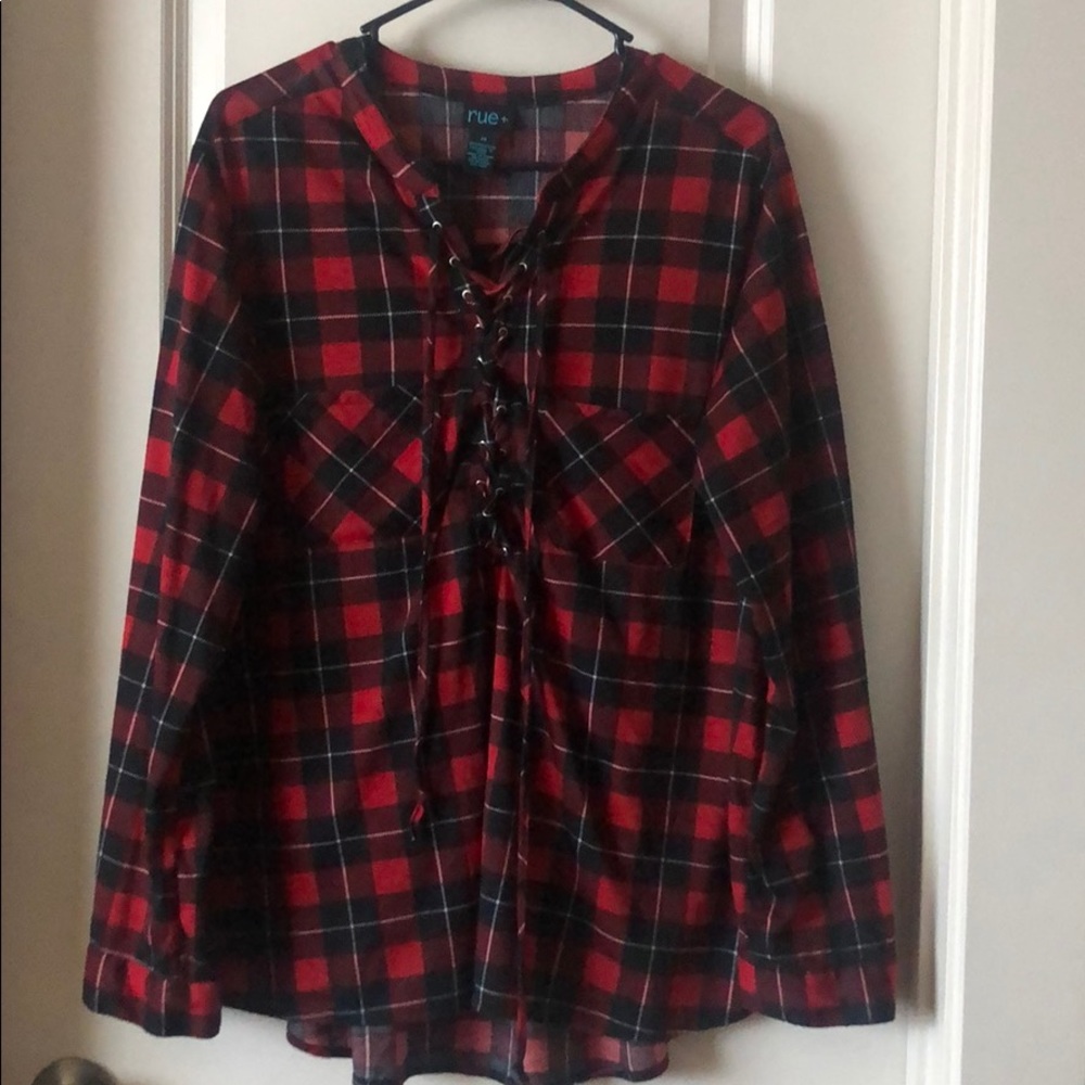 Long sleeve tee